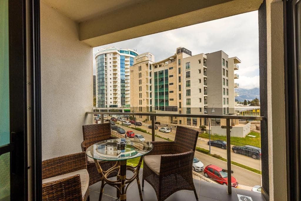 Pogled sa terase apartmana