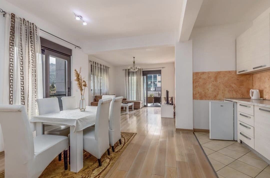 Apartman sa 2 spavaće sobe